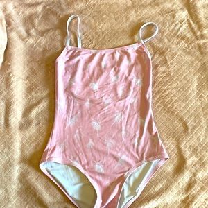 Chameleon wear size small ballerina detail